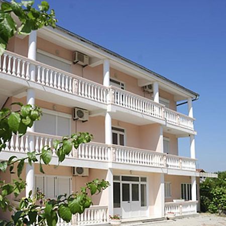 Di Vincenzo Inn Улцин Екстериор снимка
