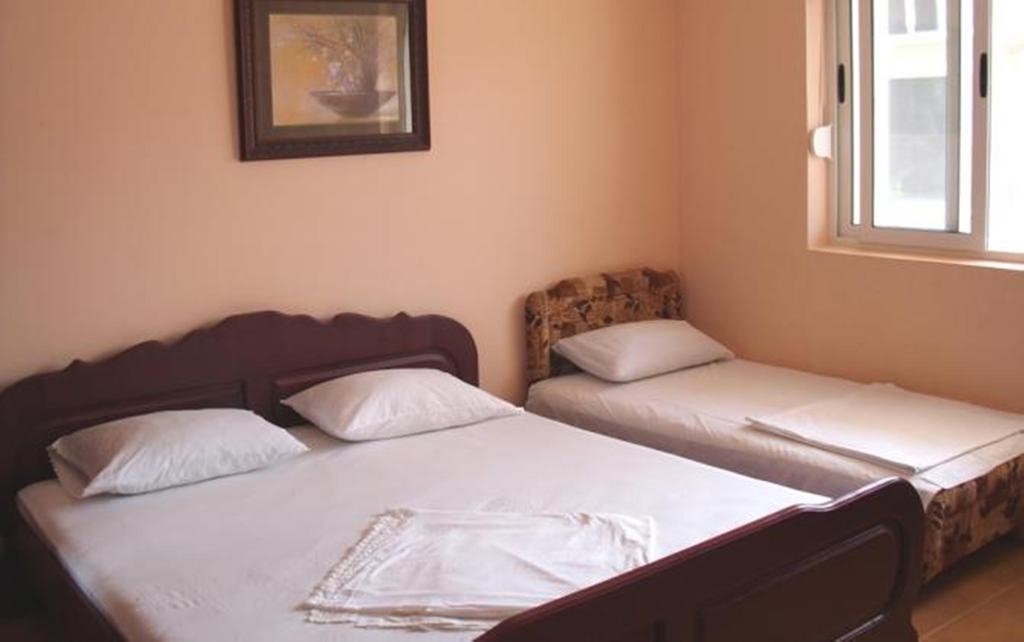Di Vincenzo Inn Улцин Стая снимка